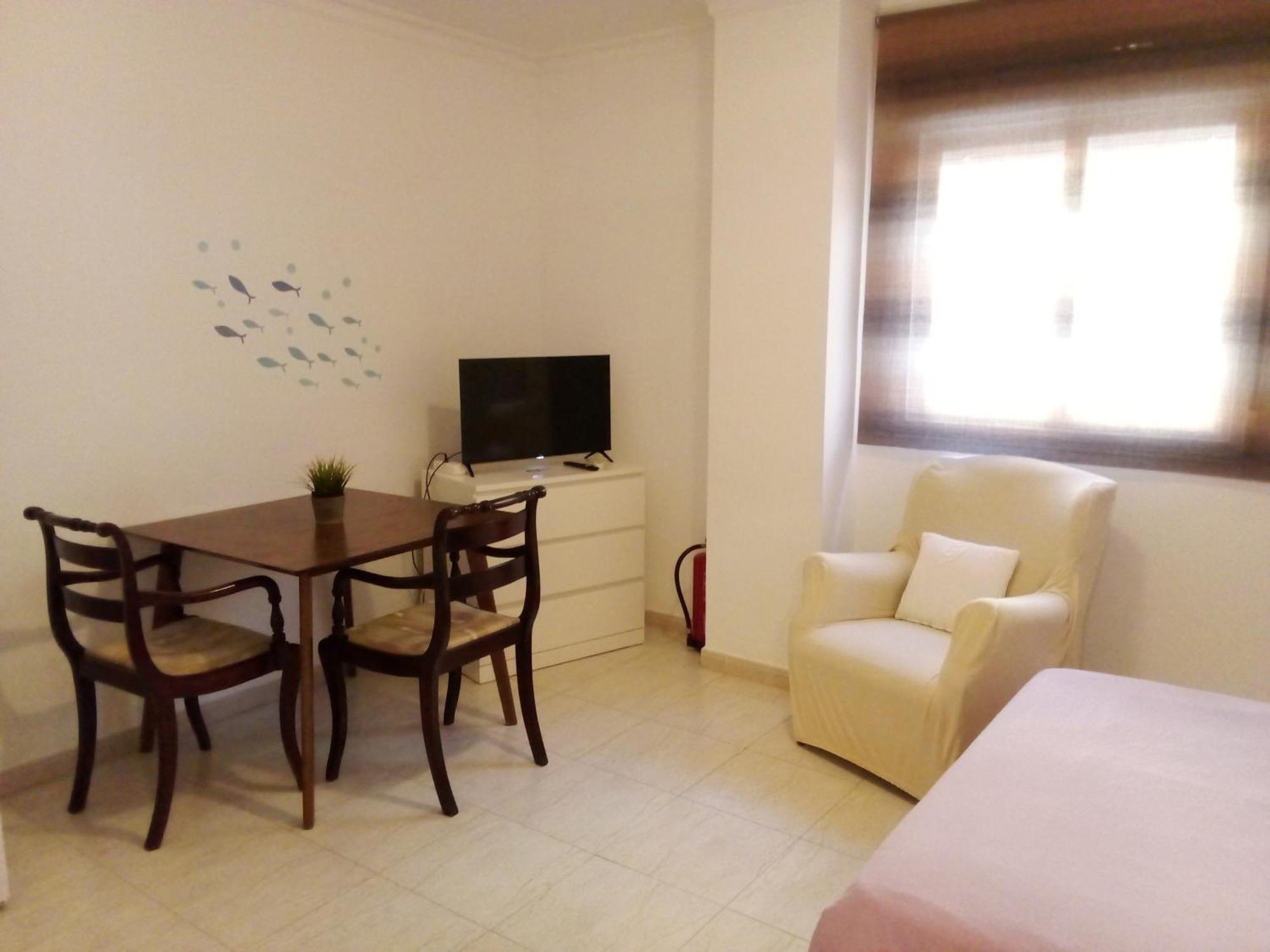 Coqueto Estudio En Calle Vela เบนัลมาเดนา ภายนอก รูปภาพ
